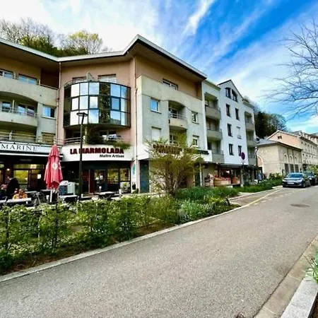 Thermotel 308 Saint-Martin-dʼUriage