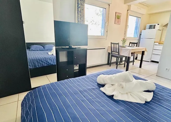 Thermotel 308 Saint-Martin-dʼUriage